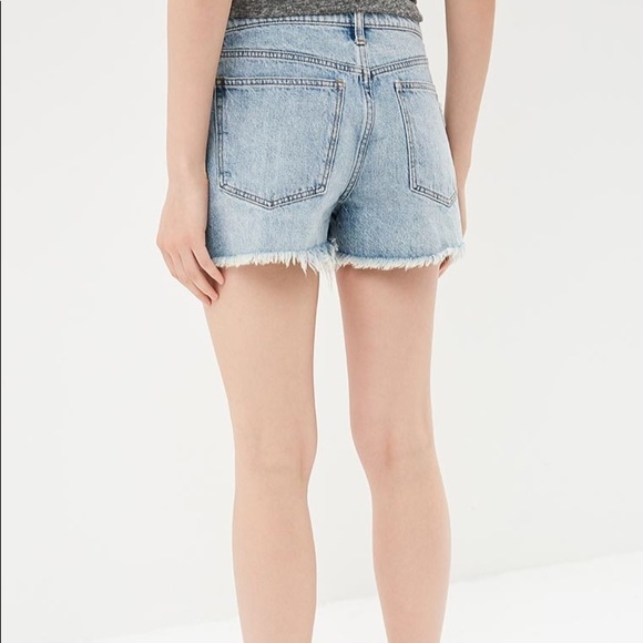 High Rise 3” Light Wash Jean Shorts Distressed - Picture 2 of 3